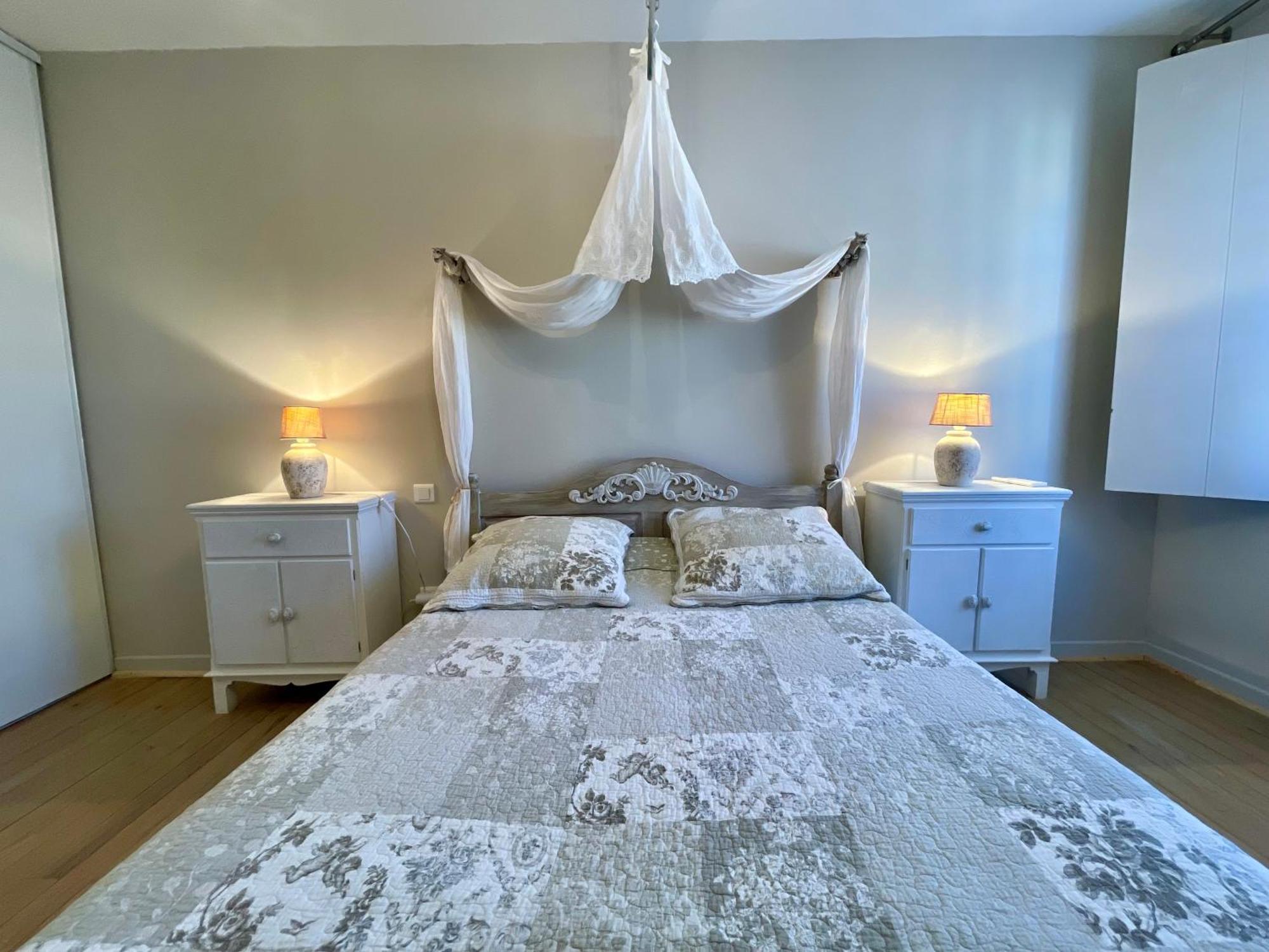 Cote Cite Appartements - Parking Prive - 100M Cite Medievale Carcassonne Quarto foto